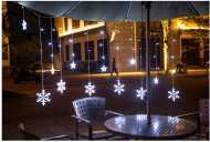 Vianočné osvetlenie vonkajšie / vnútorné, Svetelný záves hviezdy 138 LED, studená biela, 5,7 m
